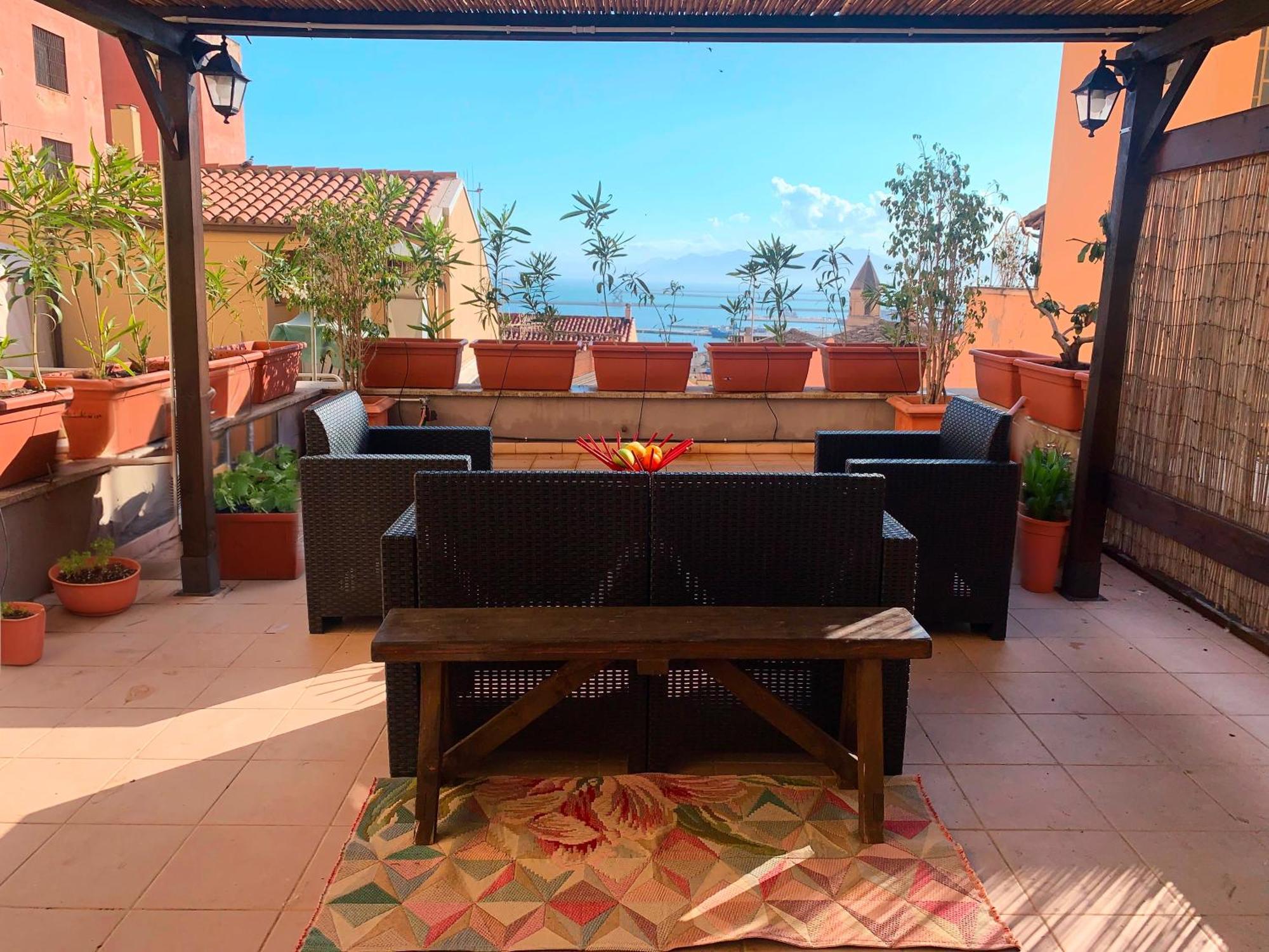 Oasi Urbana Con Terrazza E Vista Lejlighed Cagliari Eksteriør billede